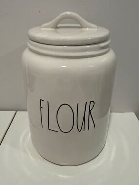 Rae Dunn FLOUR White Ceramic Canister Jar w/ Lid Handle 1 gal Farmhouse